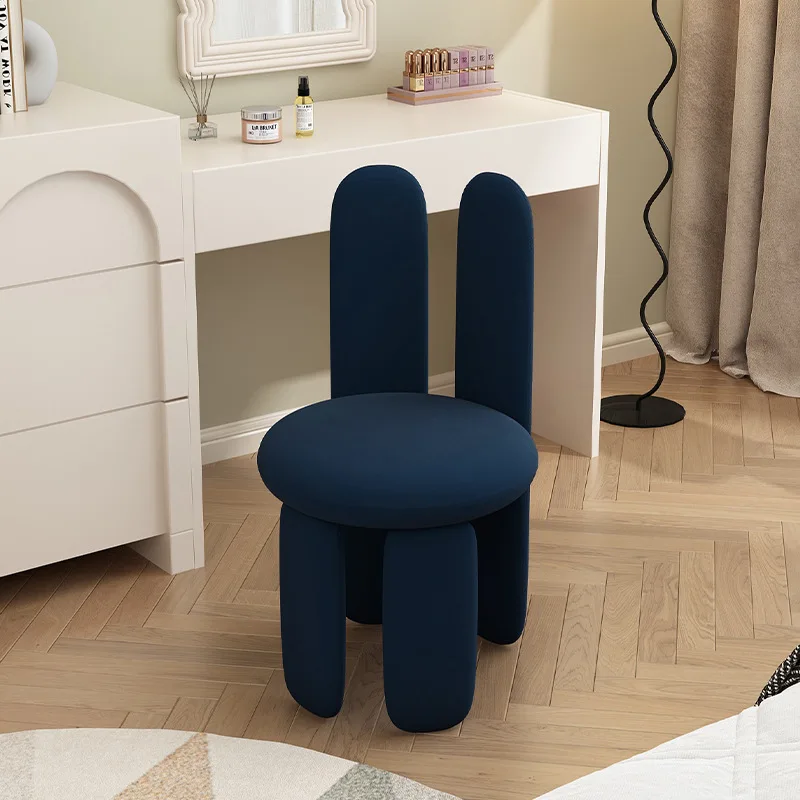 Eleganckie krzesło do toaletki – Bedroom Furniture recenzja i cena